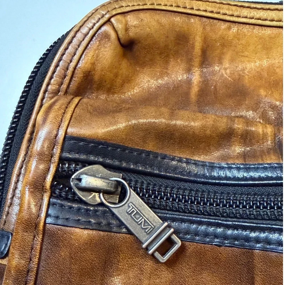 Tumi modern alpha